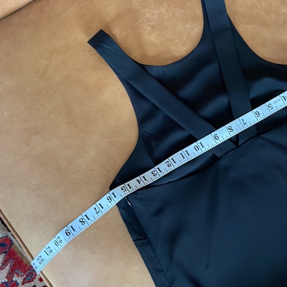 EMERSON FRY Silk V Back Top - Picture 7 of 12